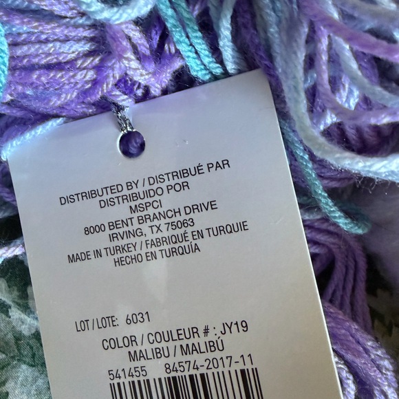 Assorted Baby & Soft Cotton Yarn Bundle in White, Lavender, Mint - Picture 11 of 12